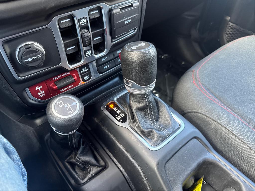 2025 Jeep Wrangler - $34,995