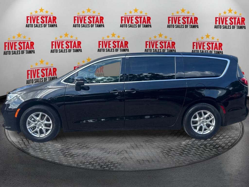 2025 Chrysler Pacifica - $23,995