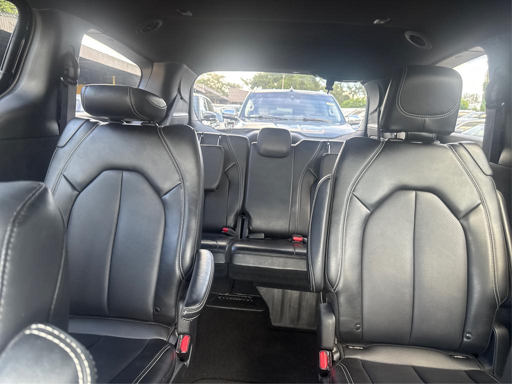 2025 Chrysler Pacifica - $23,995