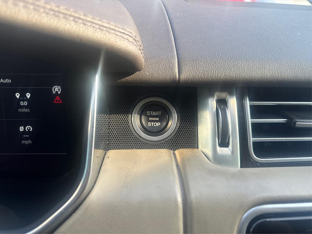 2019 Land Rover Range Rover - $20,995