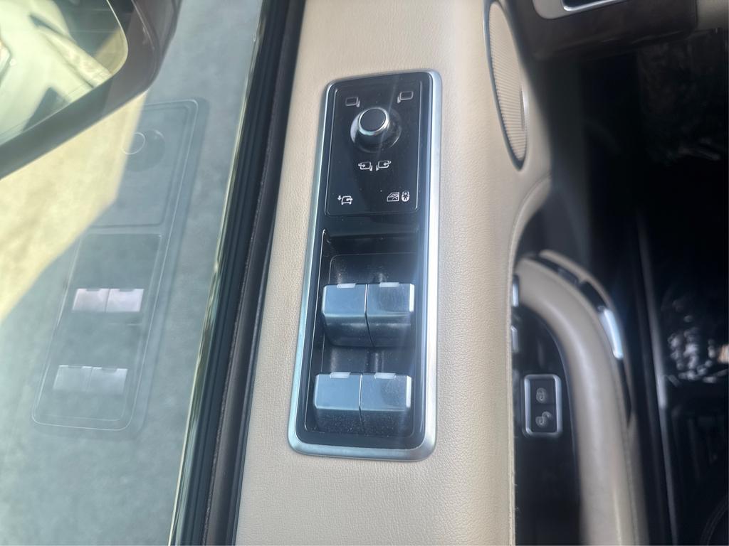 2019 Land Rover Range Rover - $20,995
