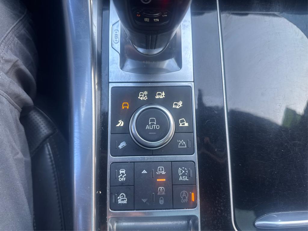 2016 Land Rover Range Rover Sport - $14,995