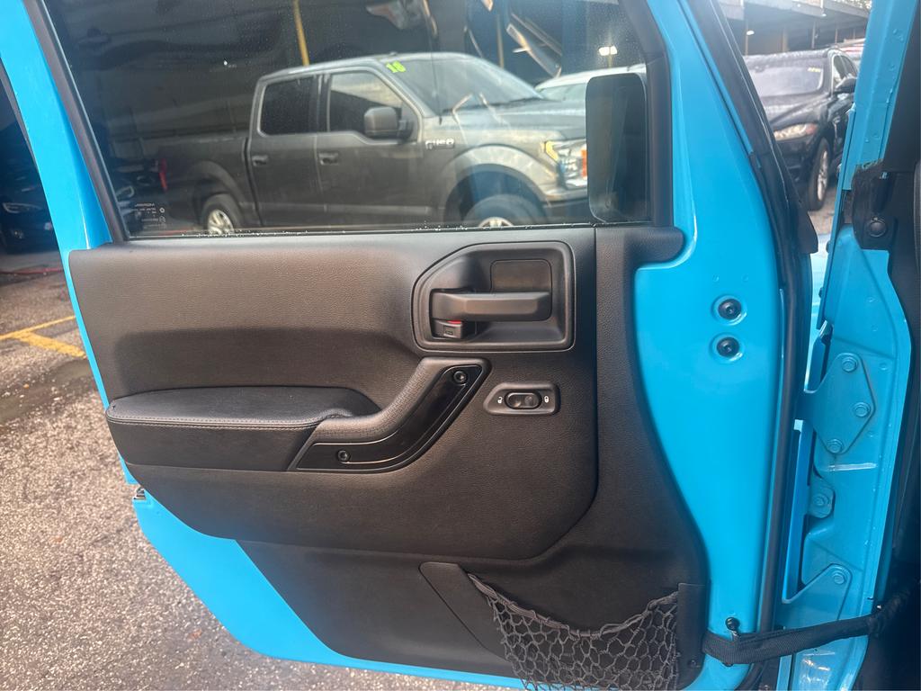 2017 Jeep Wrangler - $16,995