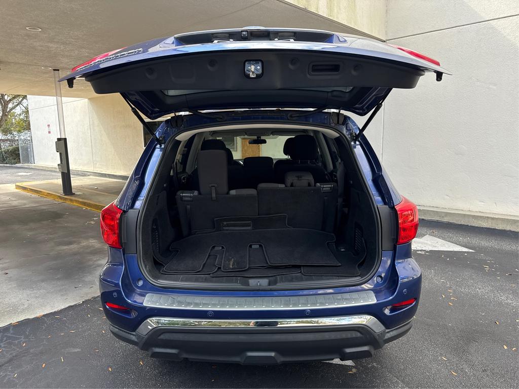 2020 Nissan Pathfinder S photo