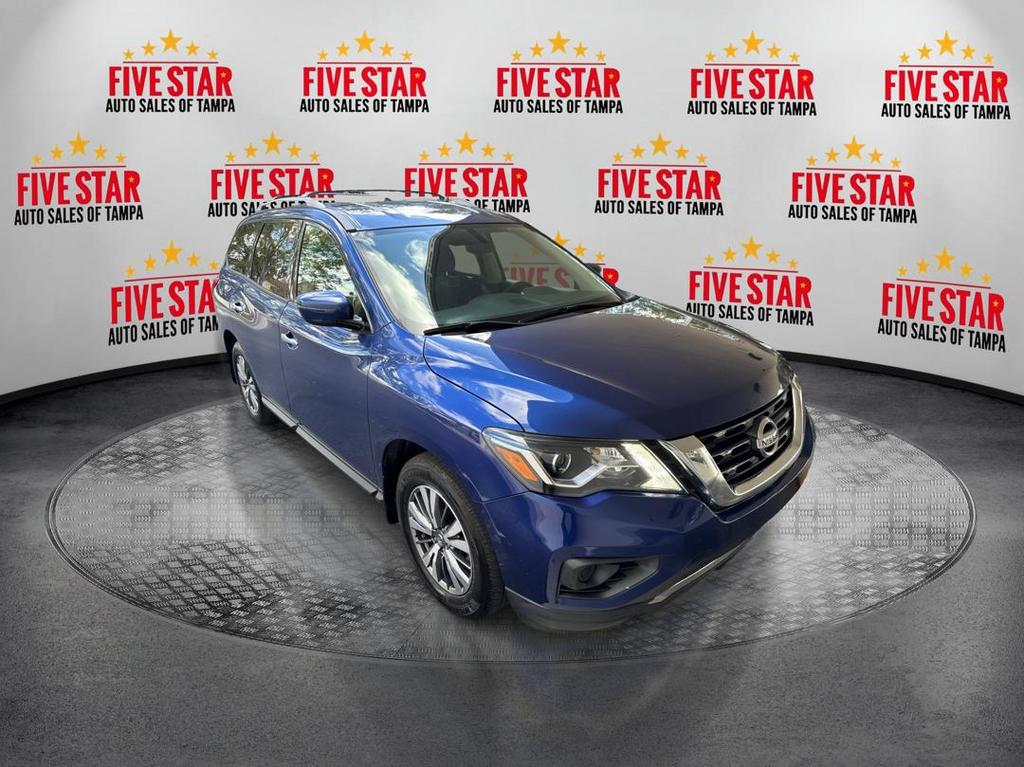 2020 Nissan Pathfinder S photo