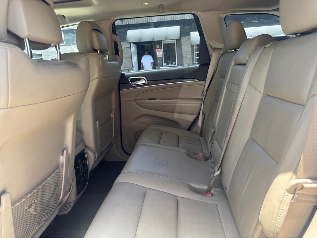 2019 Jeep Cherokee - $16,995