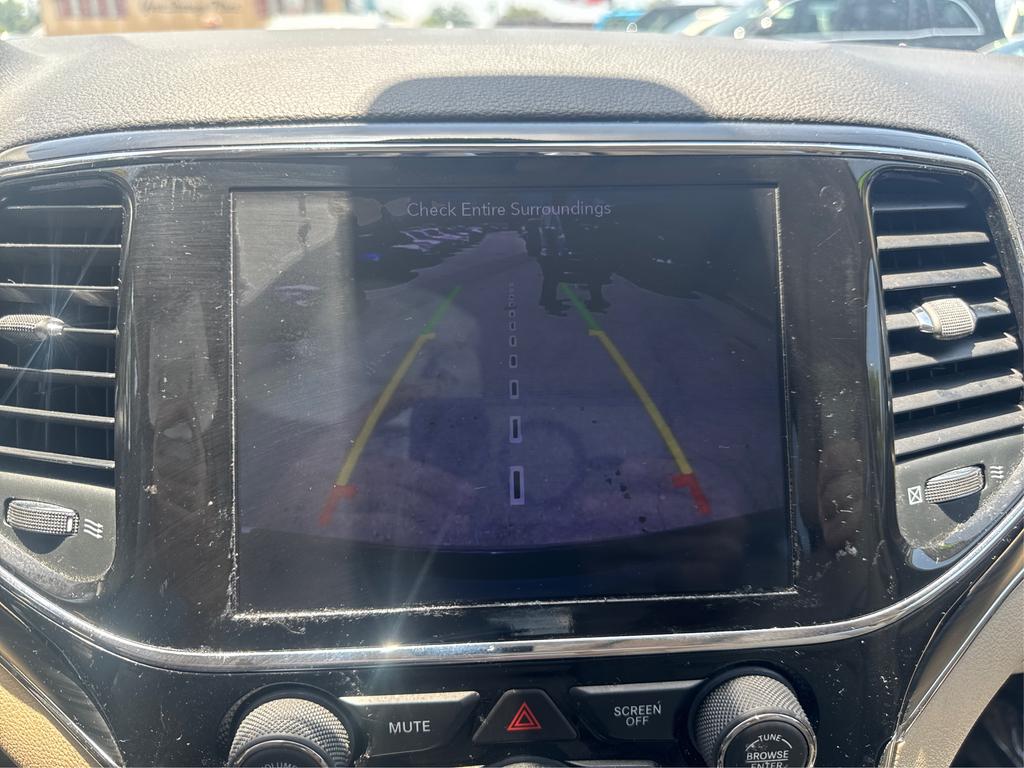 2019 Jeep Cherokee - $16,995