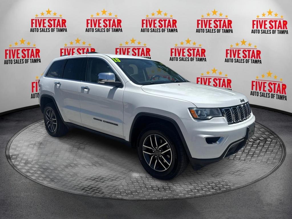 2019 Jeep Cherokee - $16,995