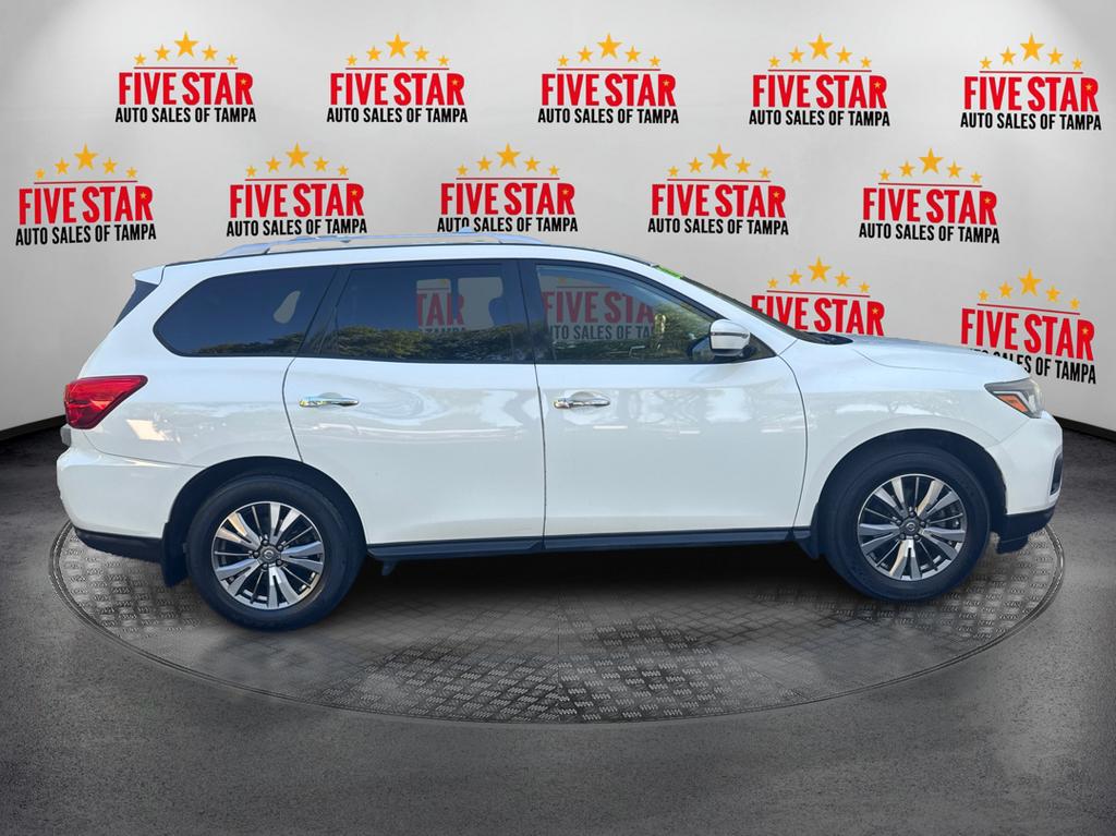2018 Nissan Pathfinder S photo
