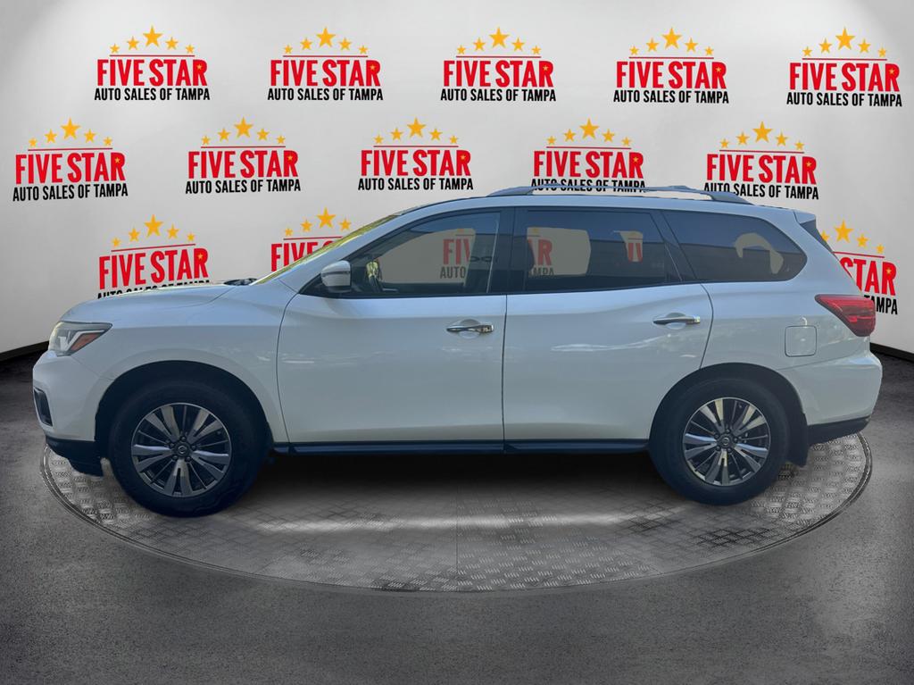2018 Nissan Pathfinder S photo