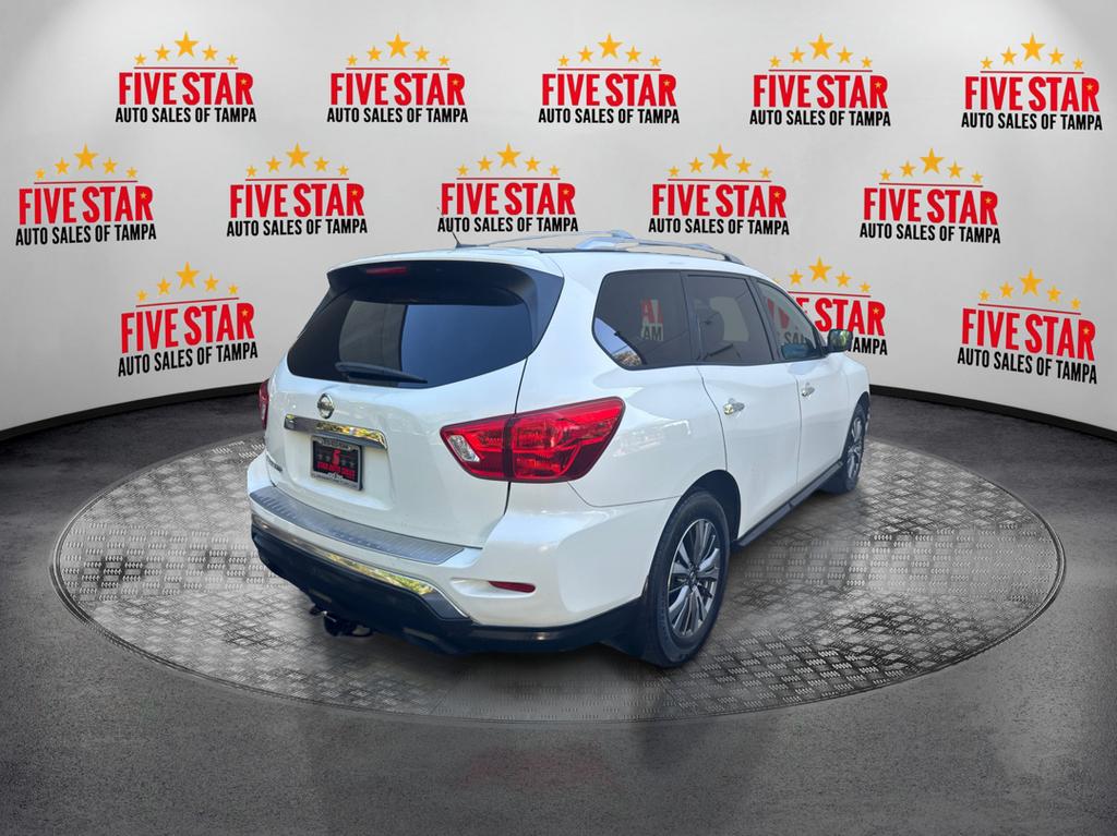 2018 Nissan Pathfinder S photo