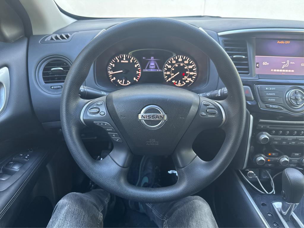 2018 Nissan Pathfinder S photo