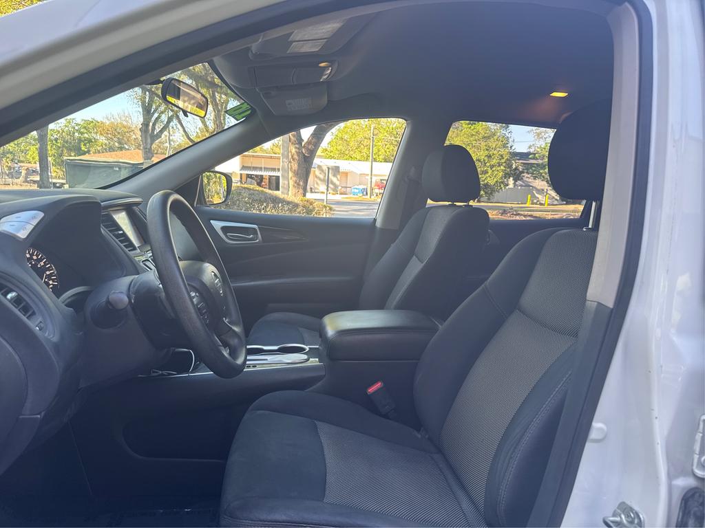 2018 Nissan Pathfinder S photo