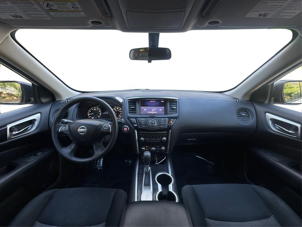 2018 Nissan Pathfinder S photo