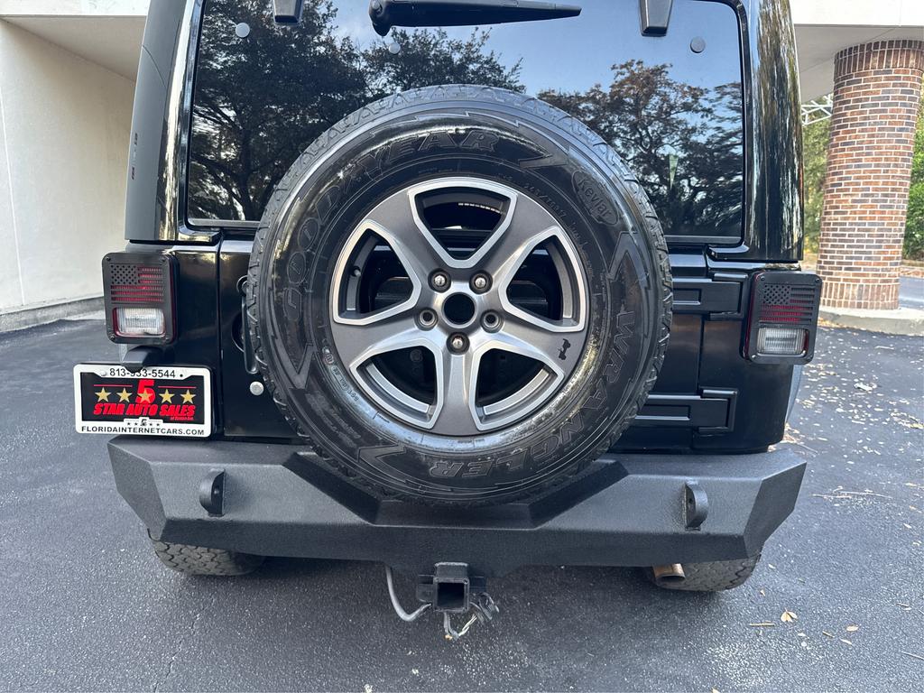 2013 Jeep Wrangler Sahara photo