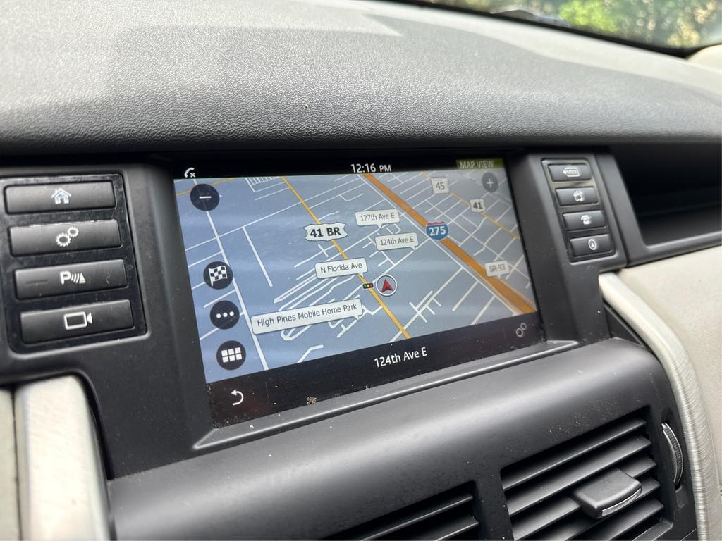2017 Land Rover Discovery - $8,995