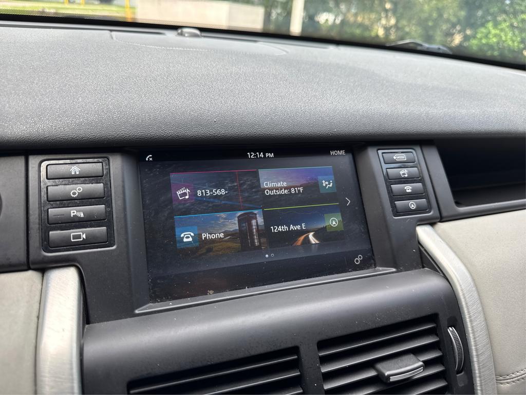 2017 Land Rover Discovery - $8,995
