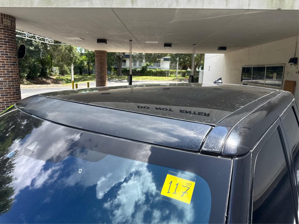 2017 Land Rover Range Rover Sport - $13,995