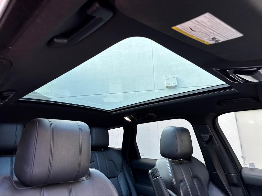 2017 Land Rover Range Rover Sport - $13,995