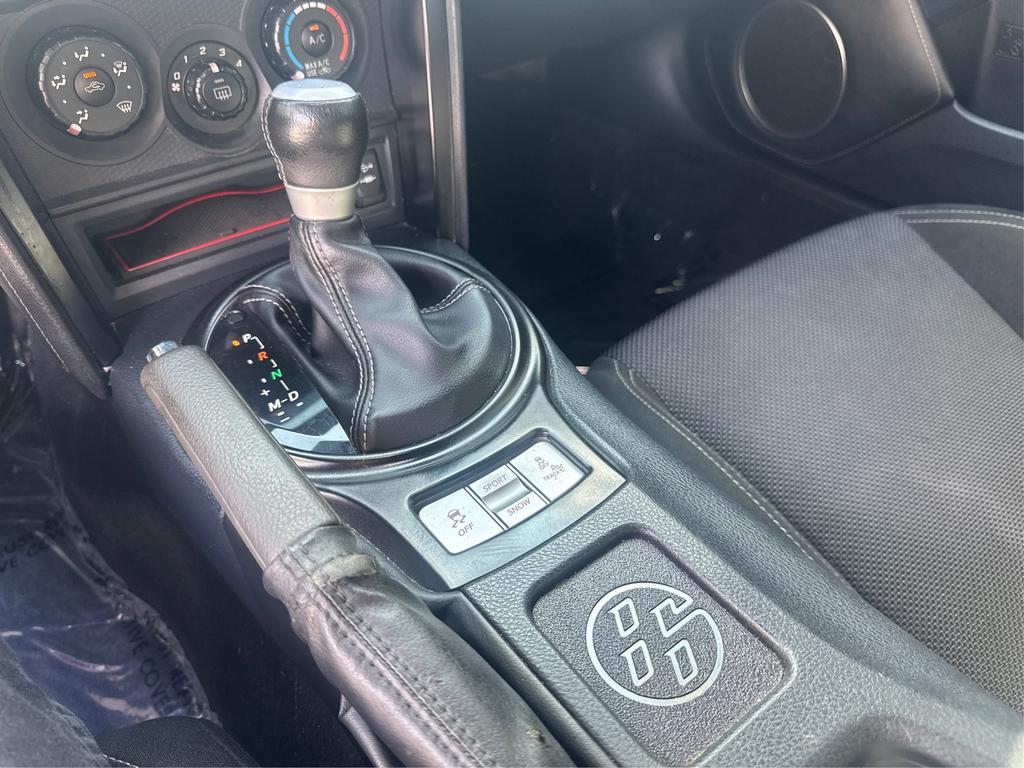 2017 Toyota 86 - $14,995