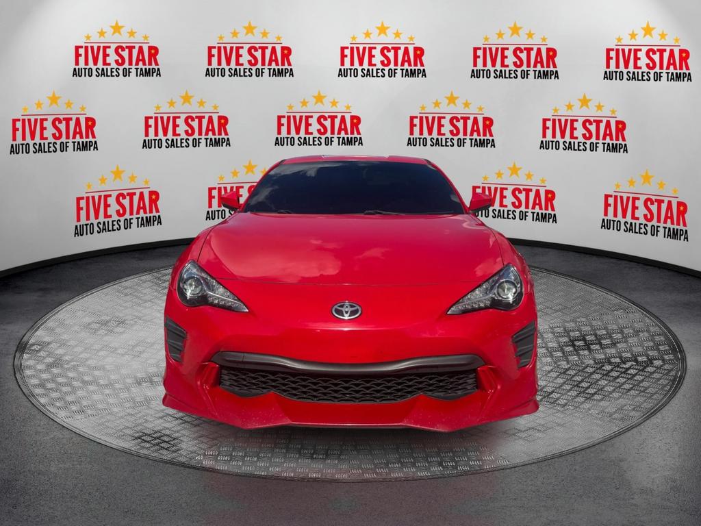 2017 Toyota 86 - $14,995