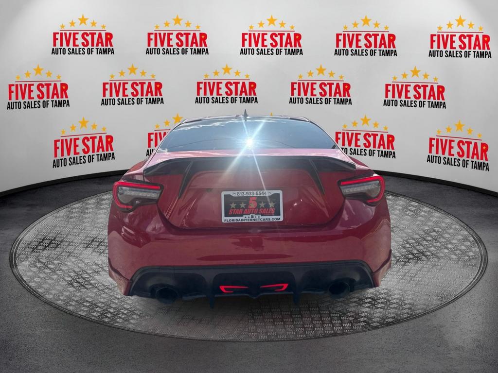 2017 Toyota 86 - $14,995