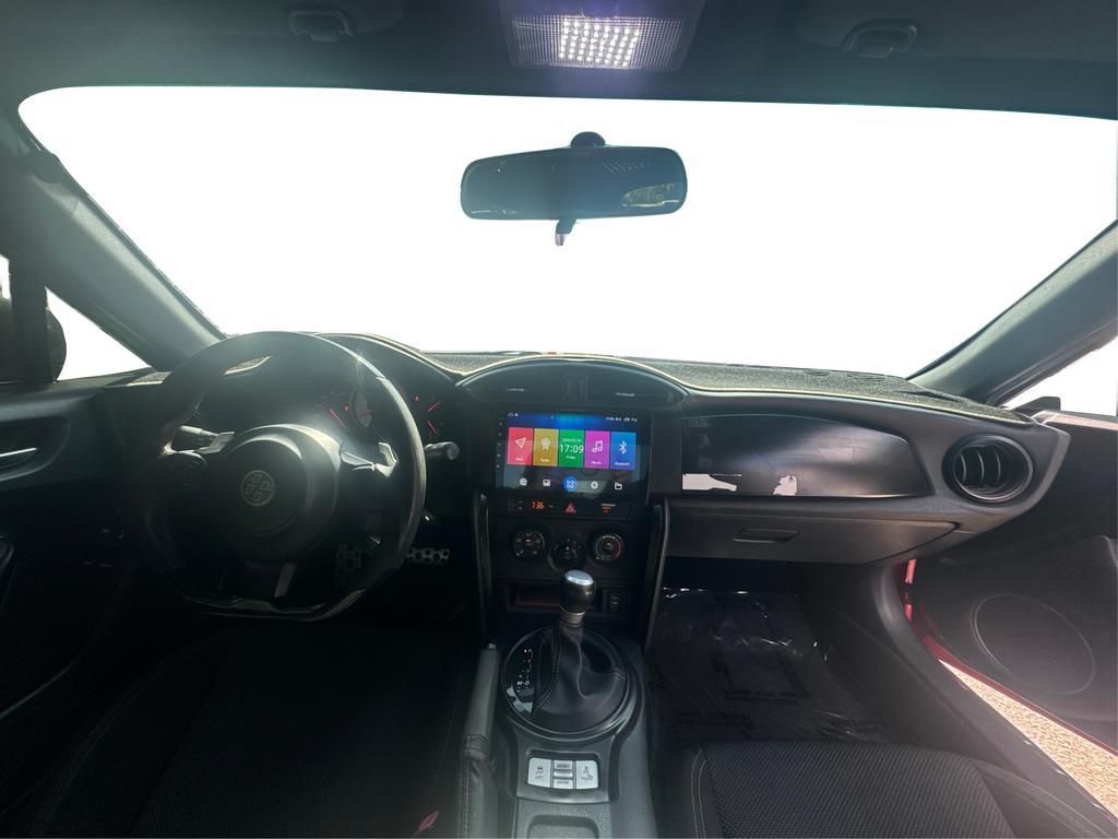 2017 Toyota 86 - $14,995
