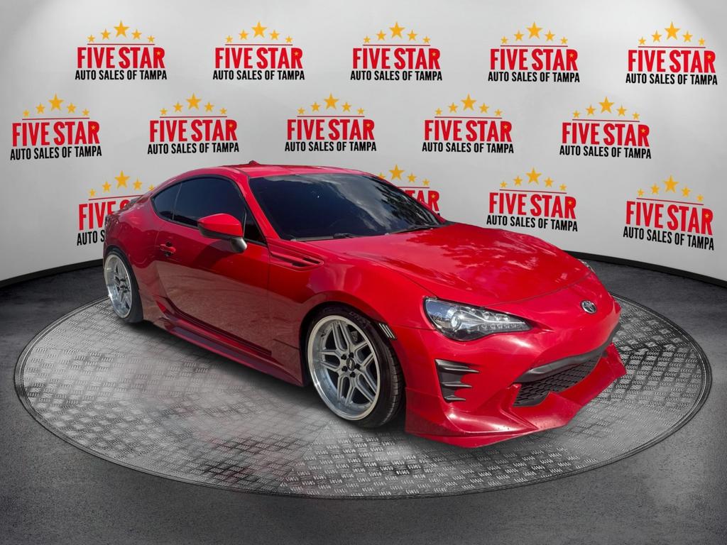 2017 Toyota 86 - $14,995