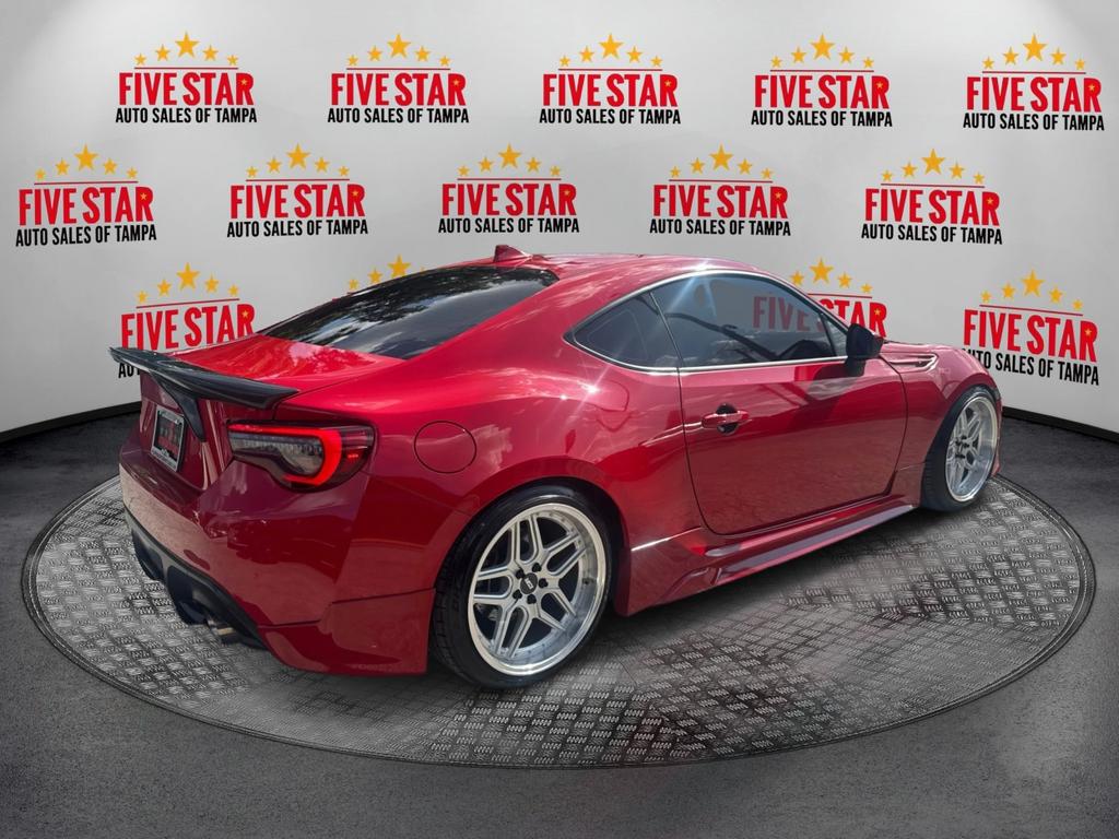 2017 Toyota 86 - $14,995
