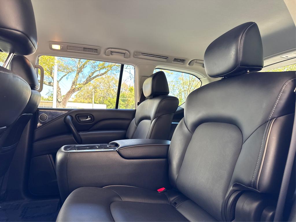 2020 Infiniti QX80 Luxe photo