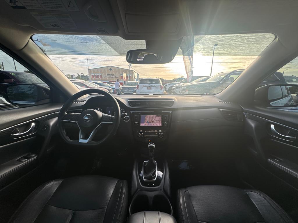 2018 Nissan Rogue - $9,995
