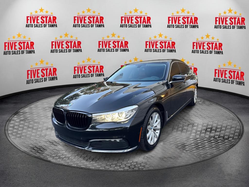 2018 BMW 7-Series 740i photo