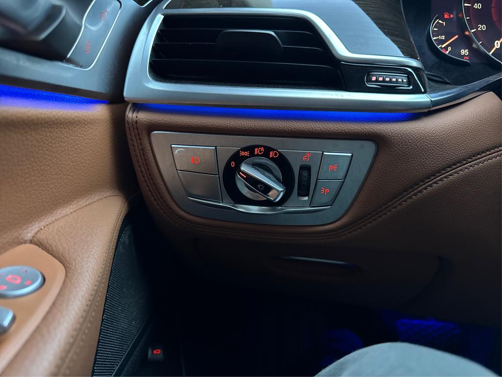 2018 BMW 7-Series 740i photo