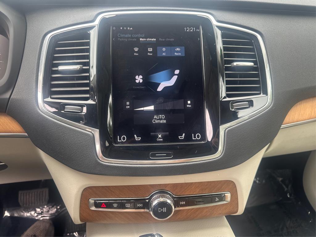2021 Volvo XC90 - $24,995