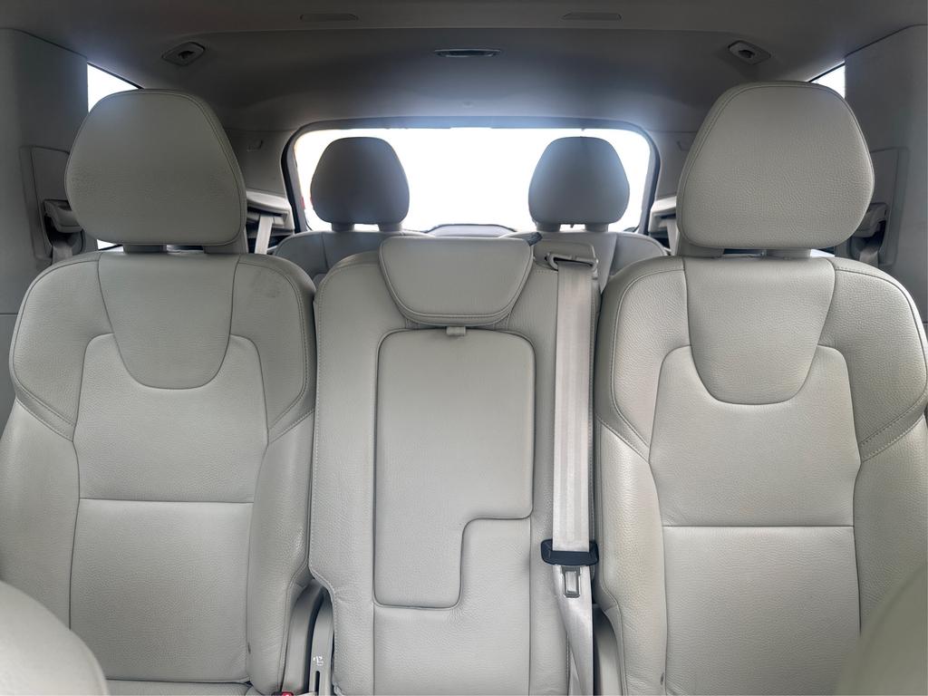 2021 Volvo XC90 - $24,995