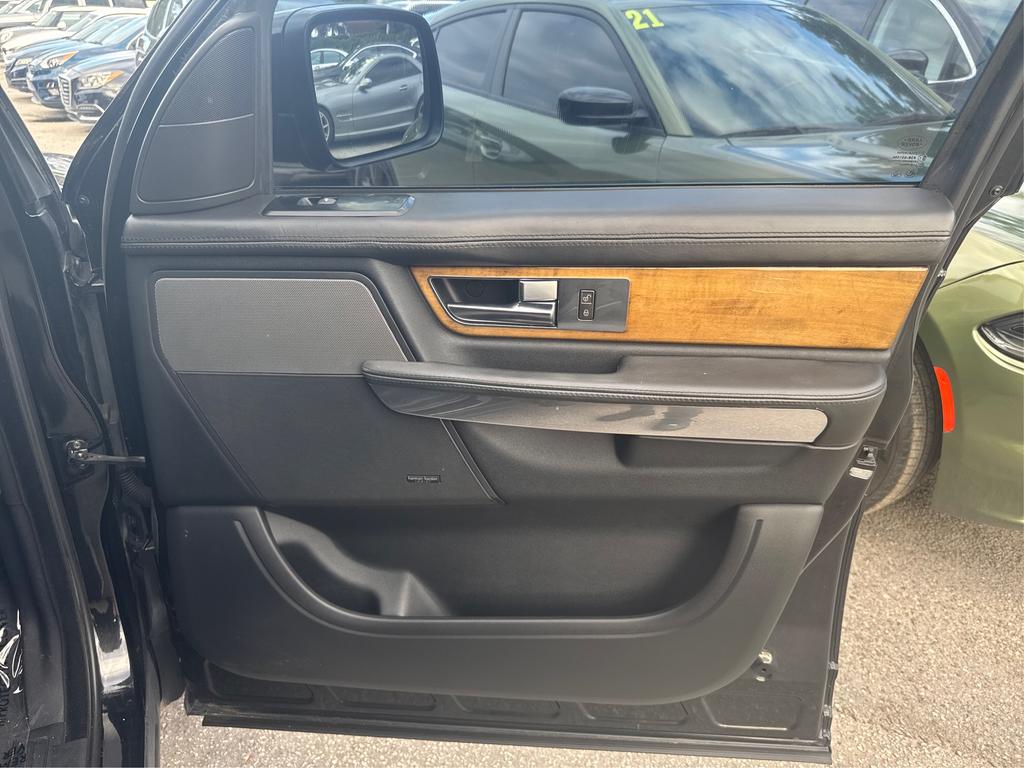 2013 Land Rover Range Rover Sport - $9,995