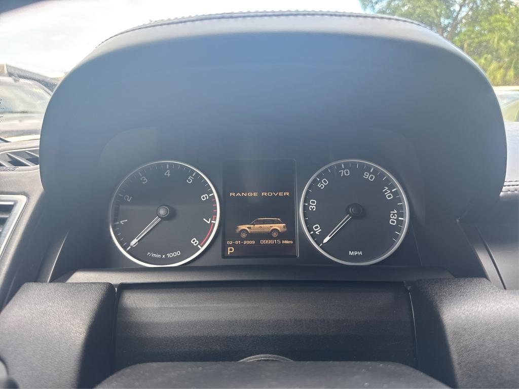2013 Land Rover Range Rover Sport - $9,995