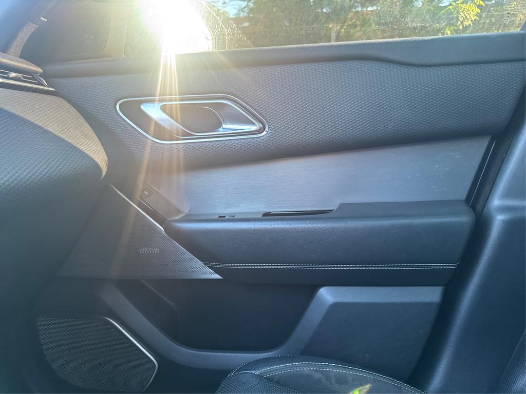 2018 Land Rover Range Rover Velar - $19,995
