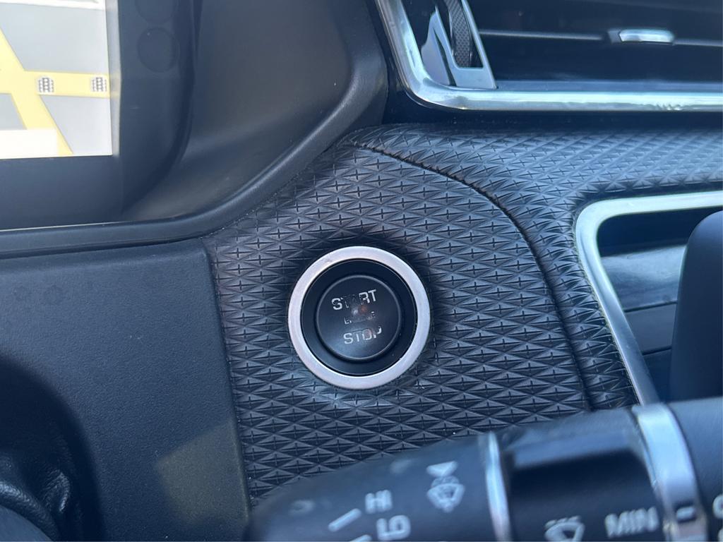 2018 Land Rover Range Rover Velar - $19,995