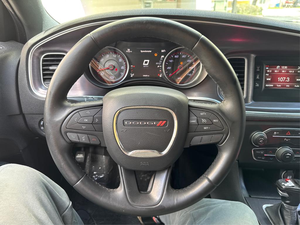 2015 Dodge Charger - $9,995