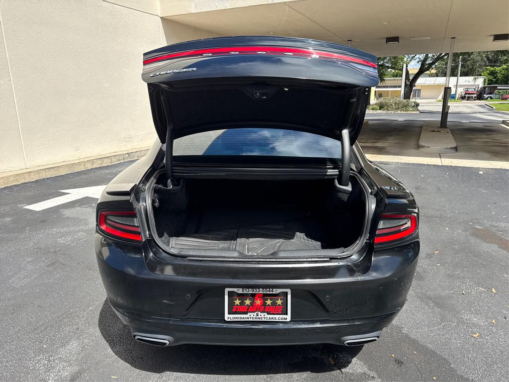 2015 Dodge Charger - $9,995