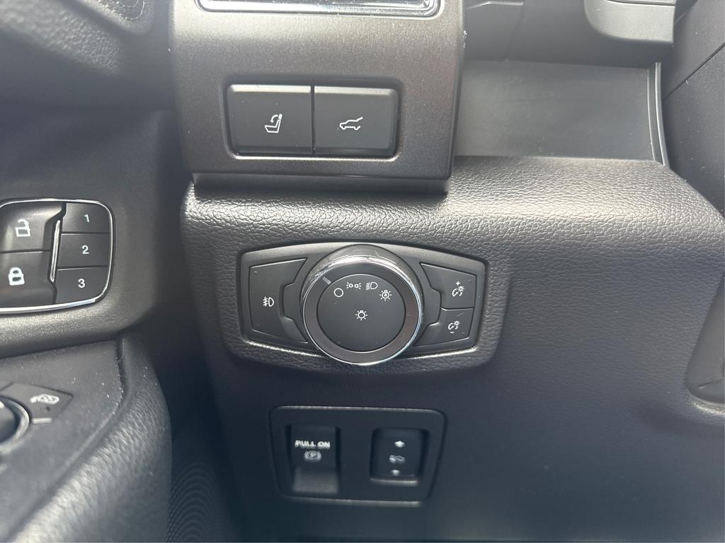 2018 Ford Expedition - $21,995