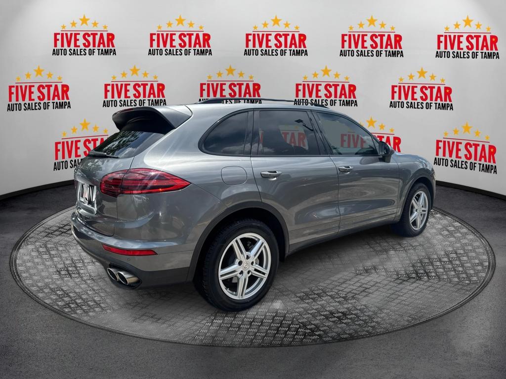 2017 Porsche Cayenne - $25,995