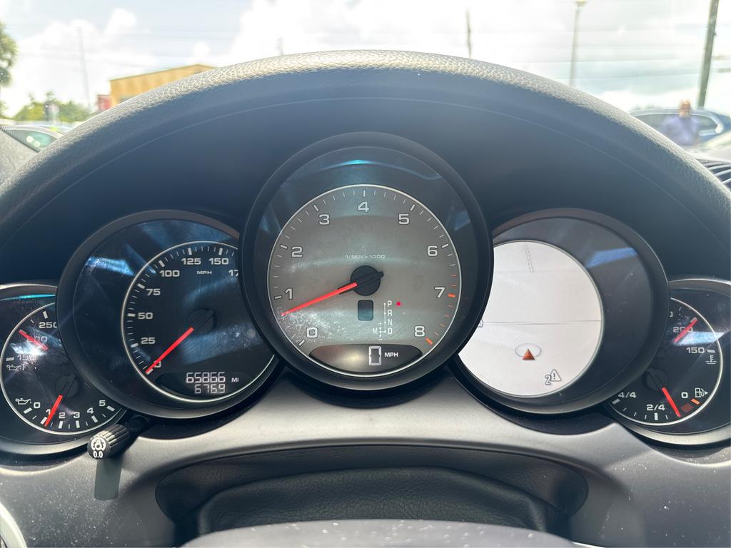 2017 Porsche Cayenne - $25,995