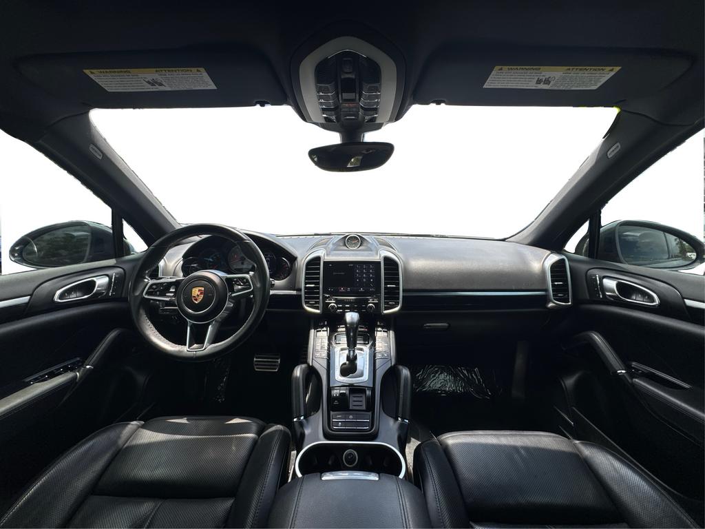 2017 Porsche Cayenne - $25,995