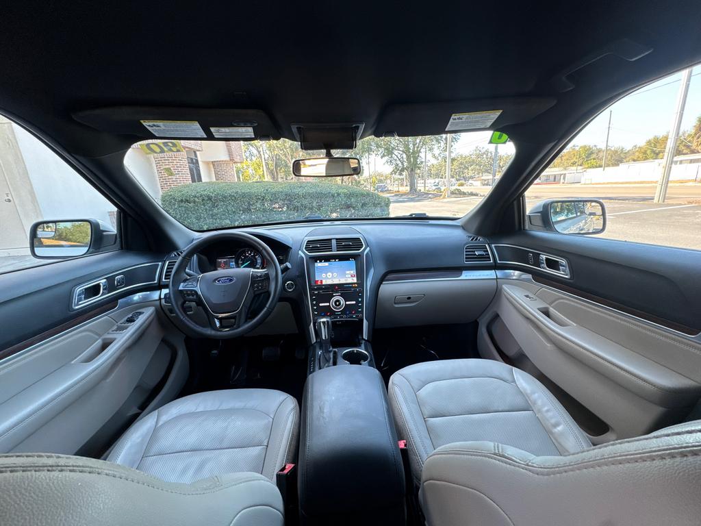 2018 Ford Explorer - $12,995