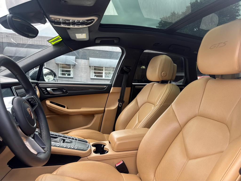 2017 Porsche Macan - $21,995