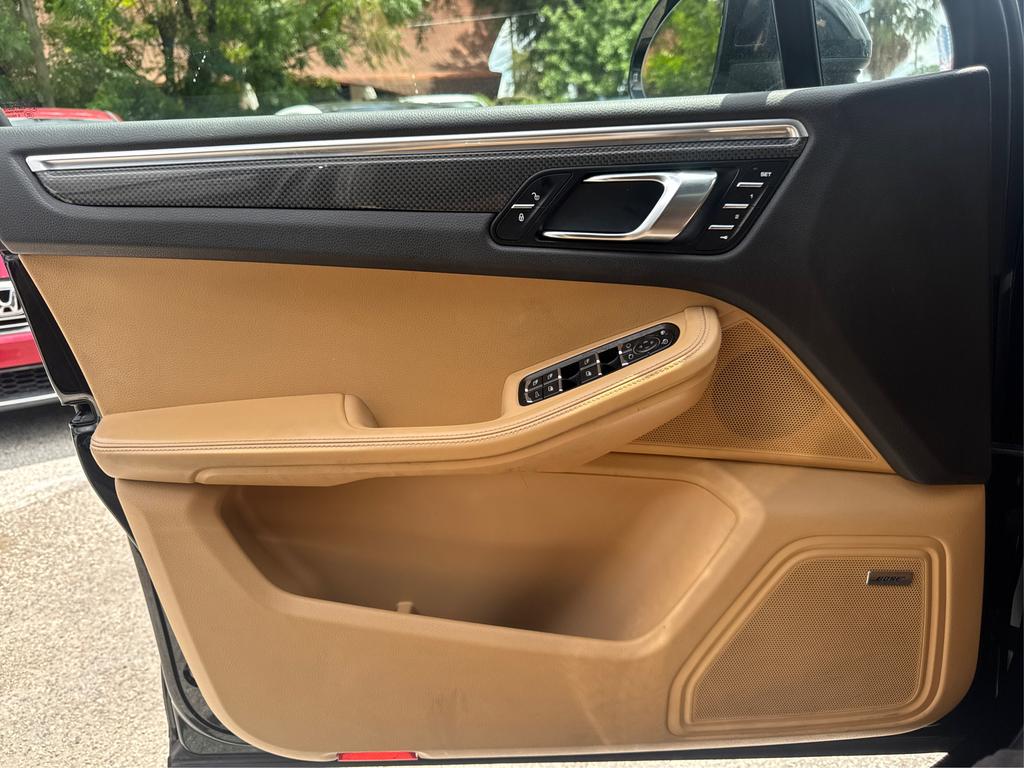 2017 Porsche Macan - $21,995