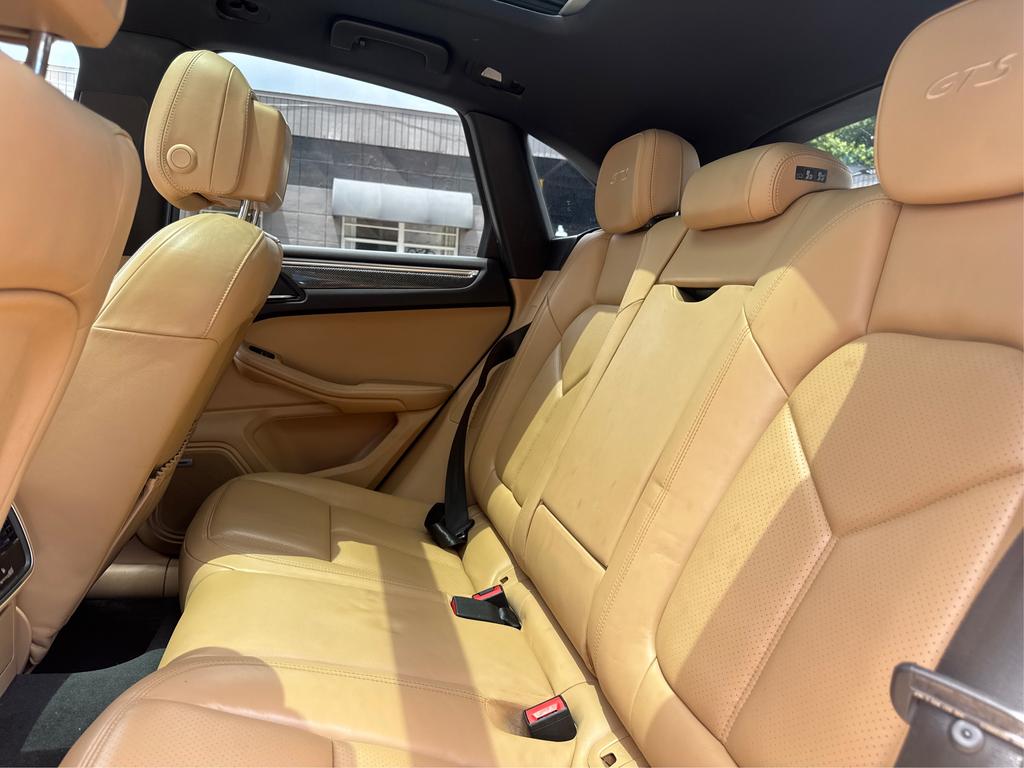 2017 Porsche Macan - $21,995