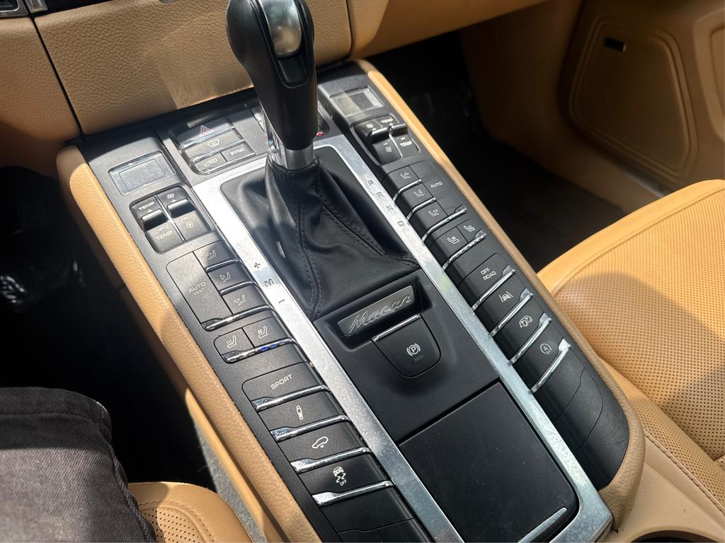 2017 Porsche Macan - $21,995